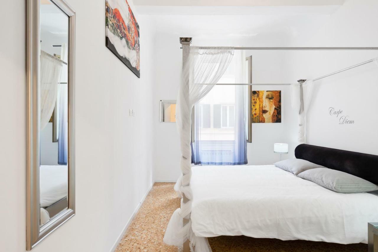 Carpe Diem Arno Apartment Florens Exteriör bild
